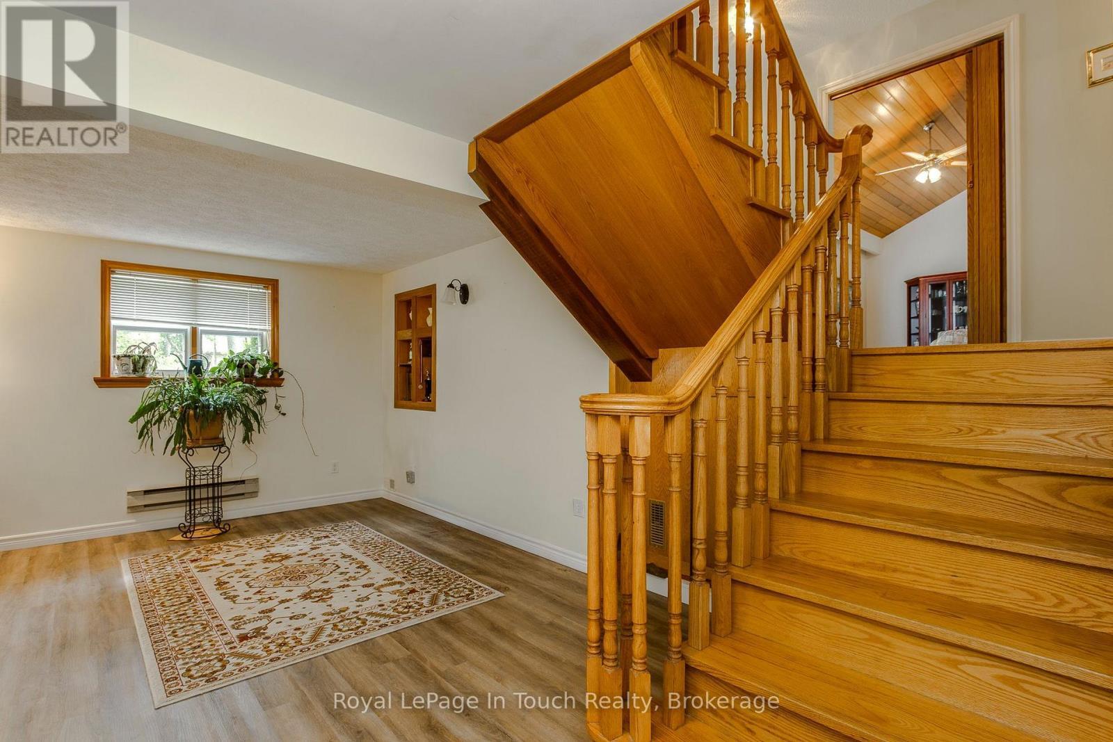 












487 TINY BEACHES ROAD S

,
Tiny,




Ontario
L0L2T0

