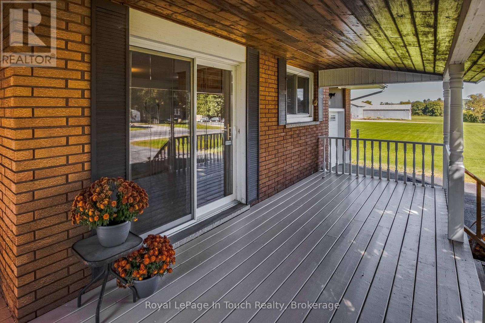 












288 LAFONTAINE ROAD W

,
Tiny (Lafontaine),




Ontario
L9M0H1

