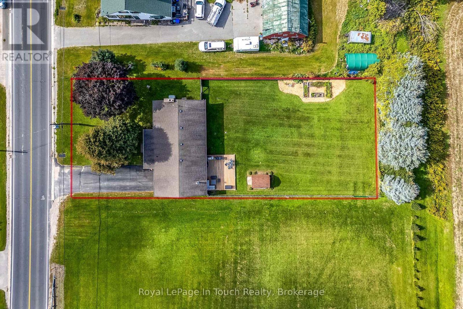












288 LAFONTAINE ROAD W

,
Tiny (Lafontaine),




Ontario
L9M0H1

