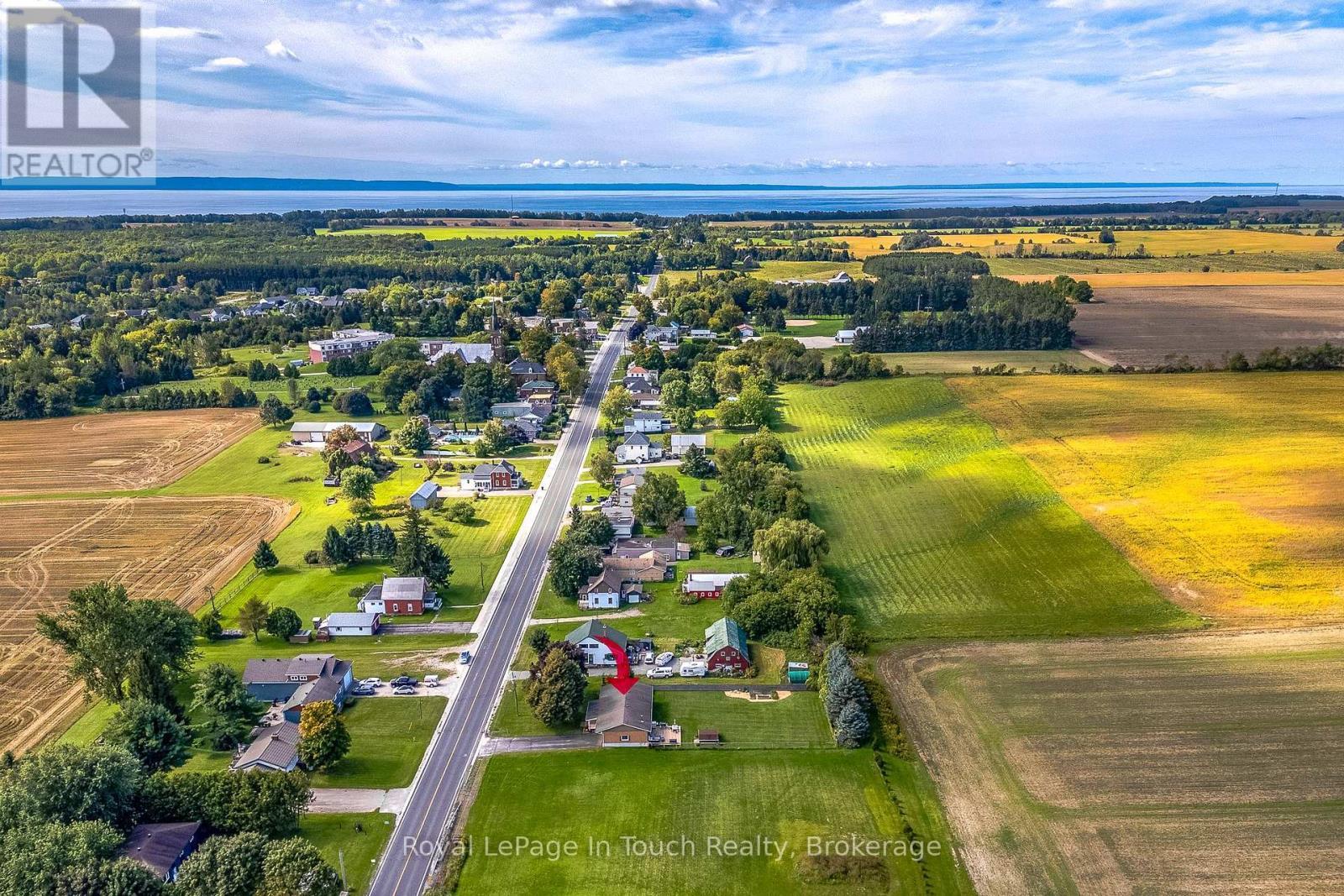 












288 LAFONTAINE ROAD W

,
Tiny (Lafontaine),




Ontario
L9M0H1

