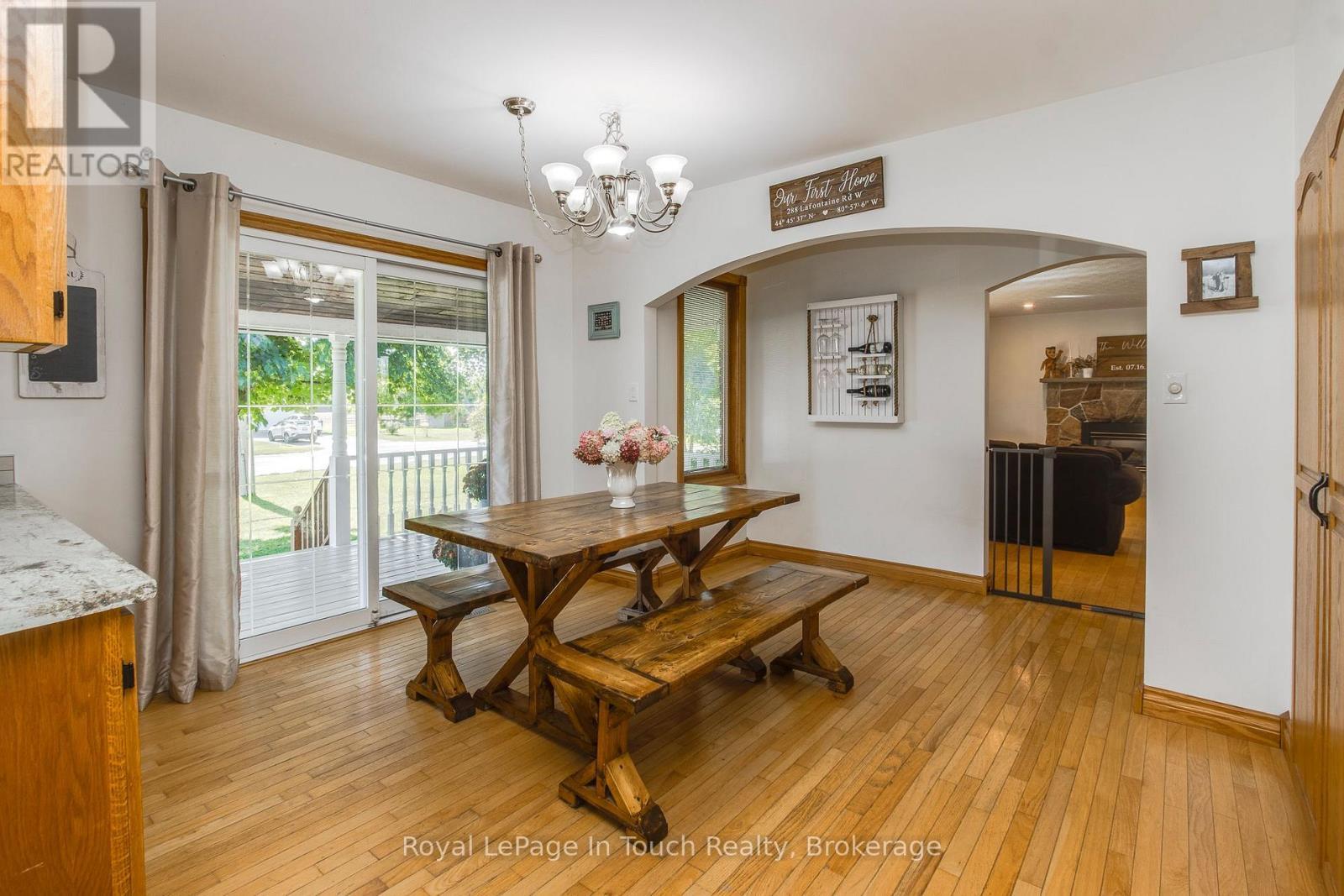 












288 LAFONTAINE ROAD W

,
Tiny (Lafontaine),




Ontario
L9M0H1

