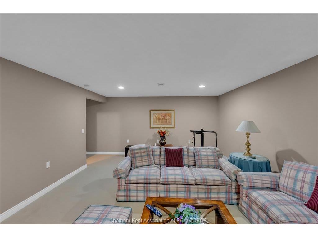 









48


Veranda

Court,
Chatham,




ON
N7L 0B4

