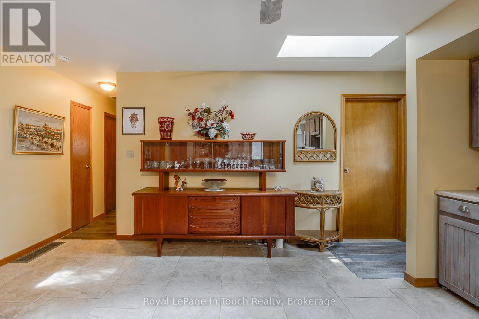 












171 OLIVER DRIVE

,
Tiny,




Ontario
L0L2J0

