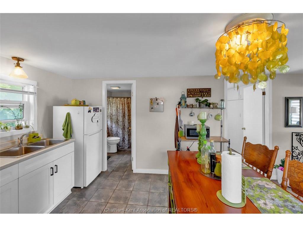 









9


Park

Lane,
Chatham,




ON
N7M 4X9

