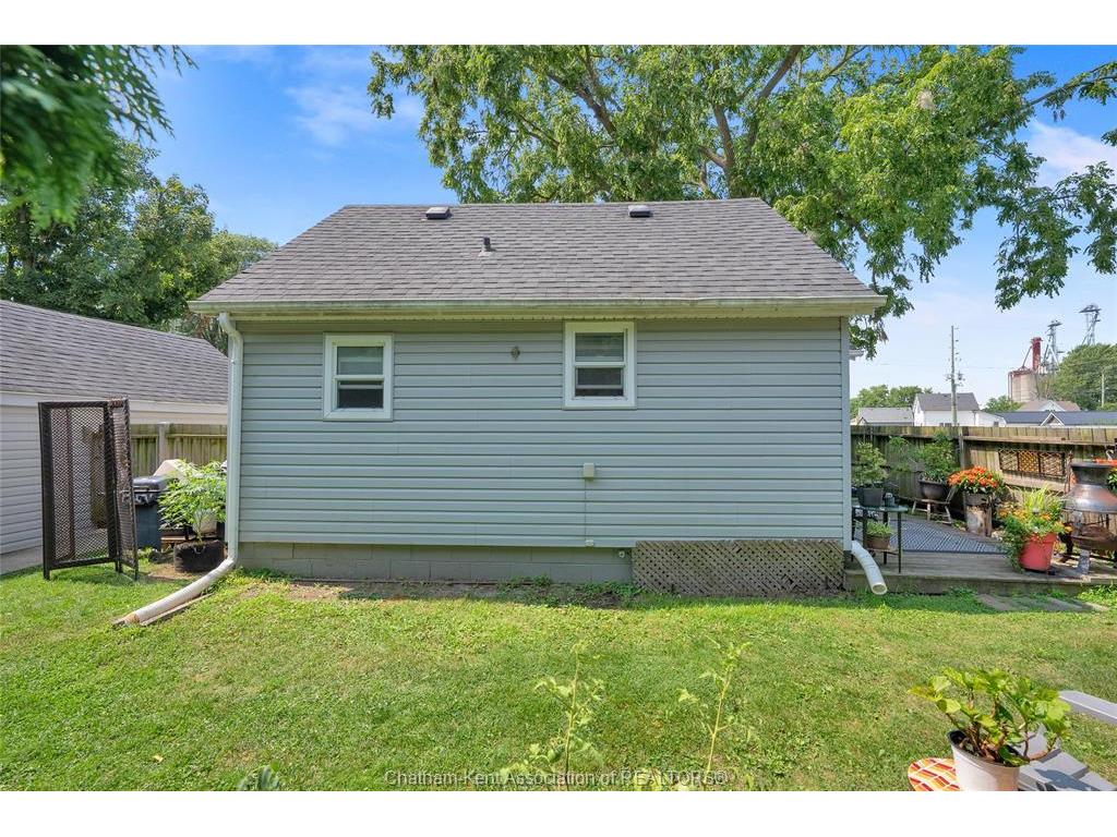 









9


Park

Lane,
Chatham,




ON
N7M 4X9

