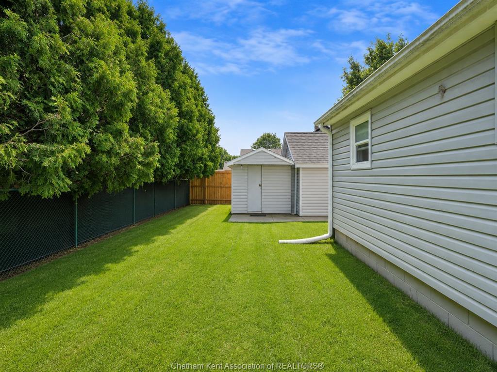 









9


Park

Lane,
Chatham,




ON
N7M 4X9

