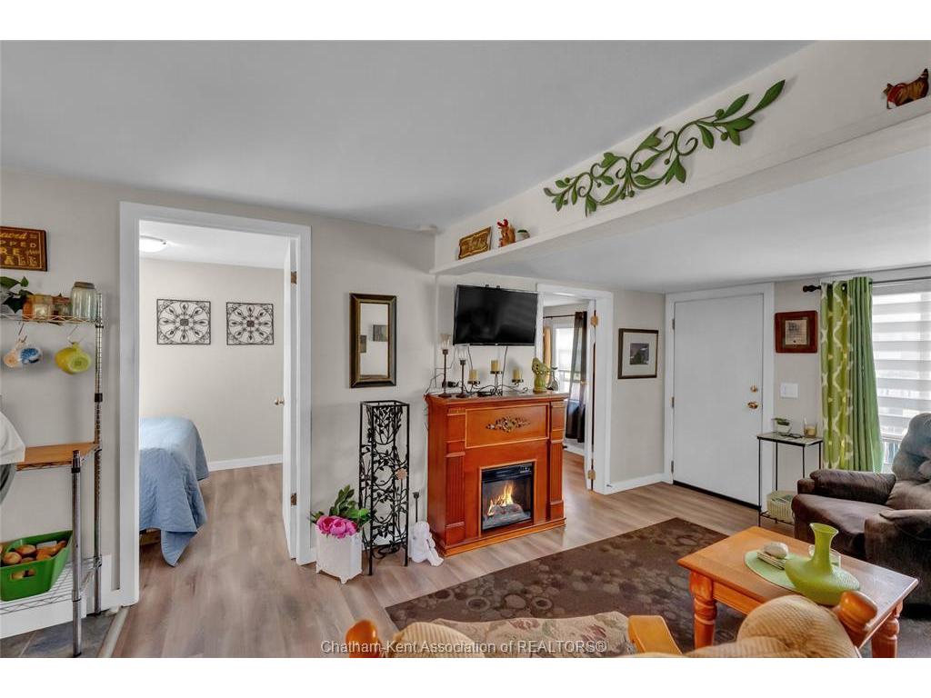 









9


Park

Lane,
Chatham,




ON
N7M 4X9

