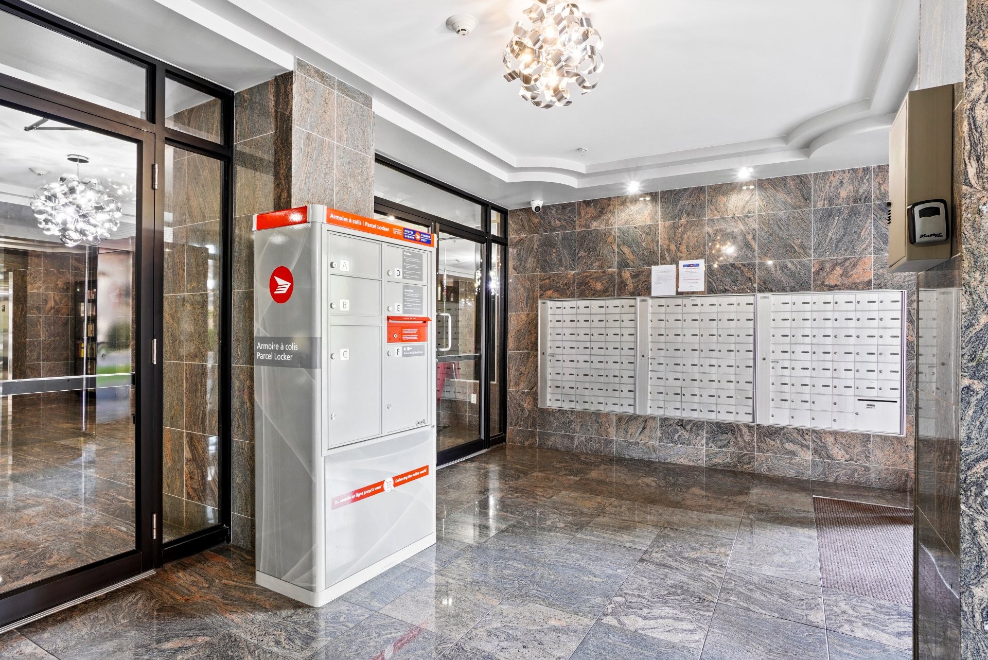









3865


Boul. de Chenonceau

, 1501,
Laval (Chomedey),




QC
H7T0E1

