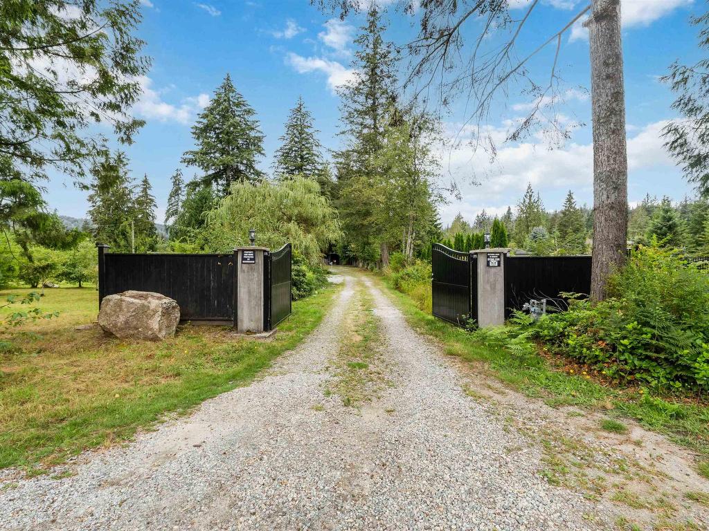 









9703


Dewdney Trunk

Road,
Mission,




BC
V2V 7G5

