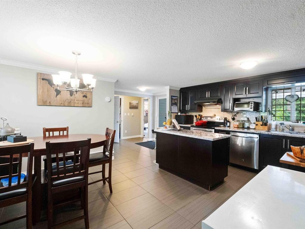 









9703


Dewdney Trunk

Road,
Mission,




BC
V2V 7G5

