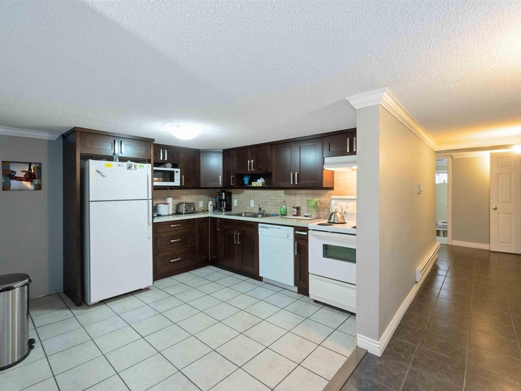 









9703


Dewdney Trunk

Road,
Mission,




BC
V2V 7G5

