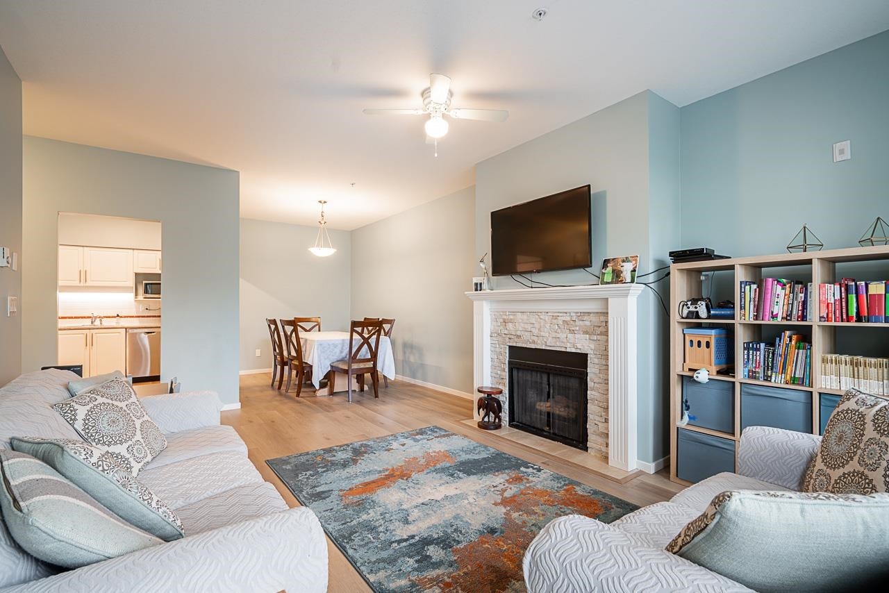 









13911


70

Avenue, 125,
Surrey,




BC
V3W 6B4


