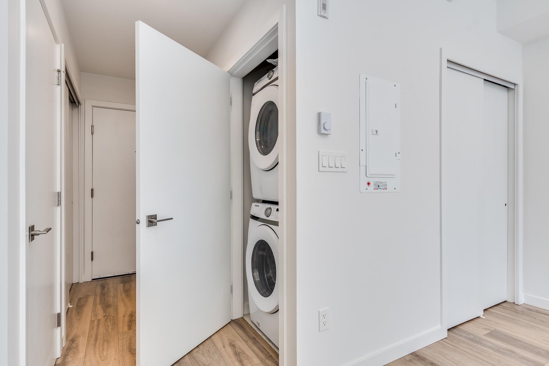 









13858


108

Avenue, E103,
Surrey,




BC
V3T 0T8

