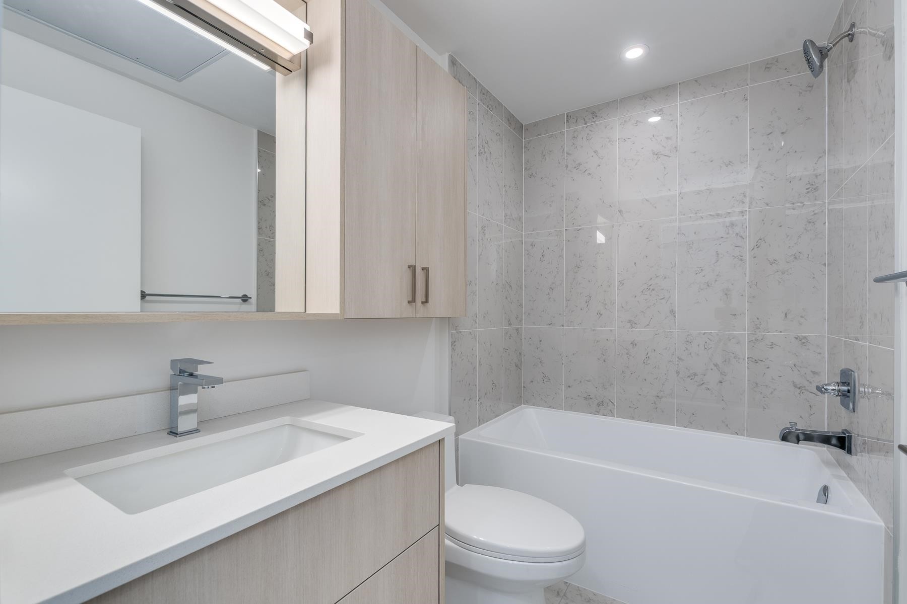 









13858


108

Avenue, E103,
Surrey,




BC
V3T 0T8

