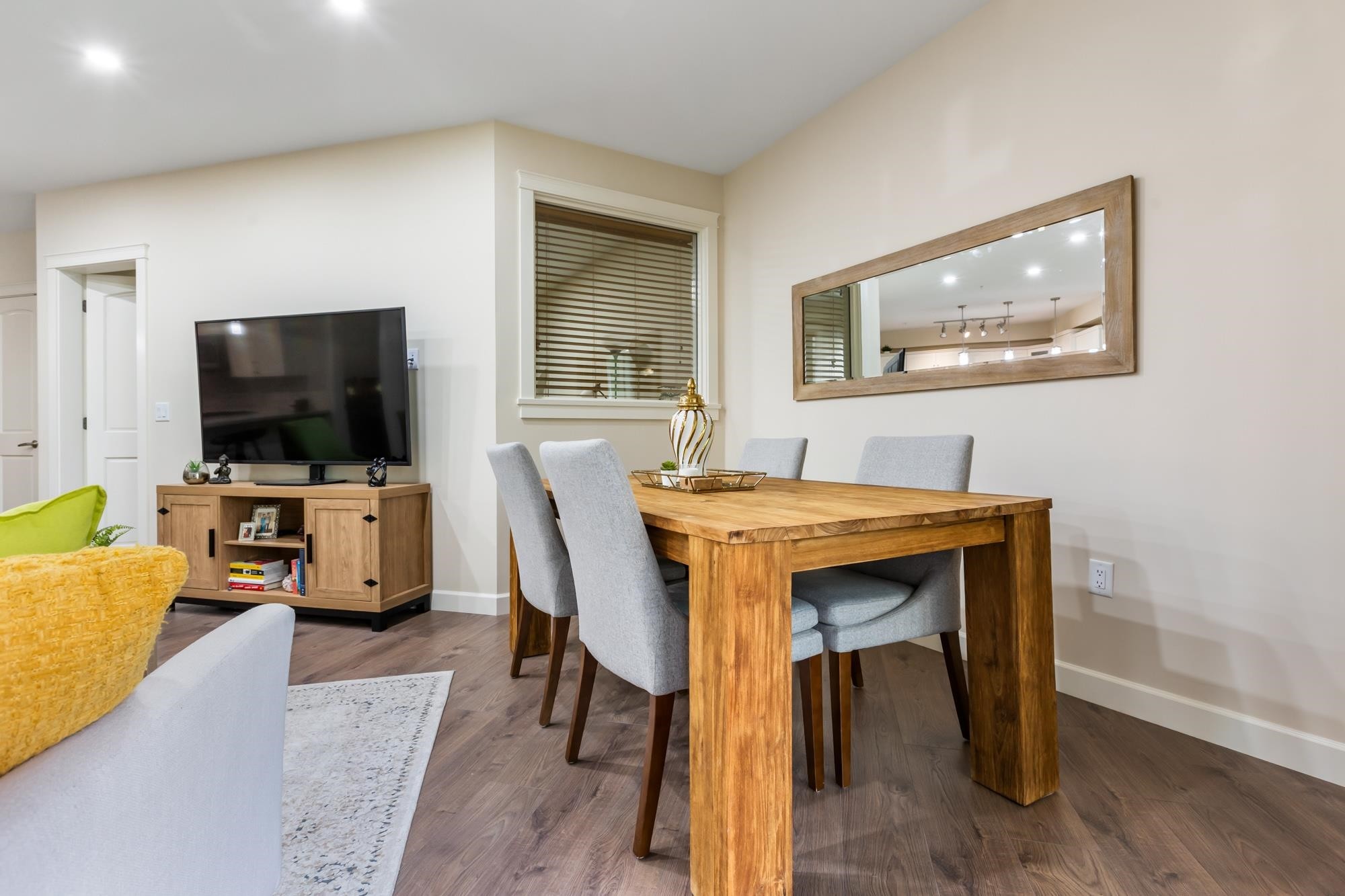 









14588


Mcdougall

Drive, 307,
Surrey,




BC
V4P 0H1

