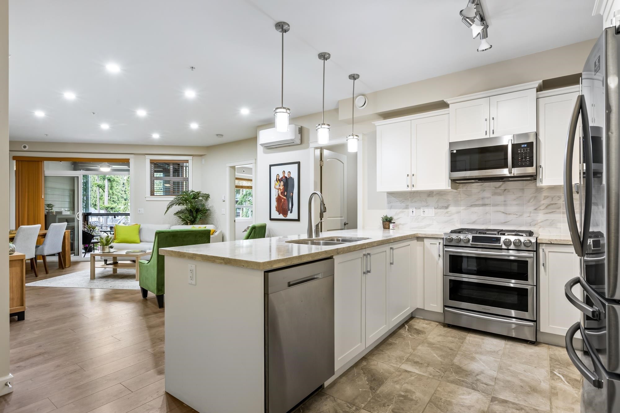 









14588


Mcdougall

Drive, 307,
Surrey,




BC
V4P 0H1


