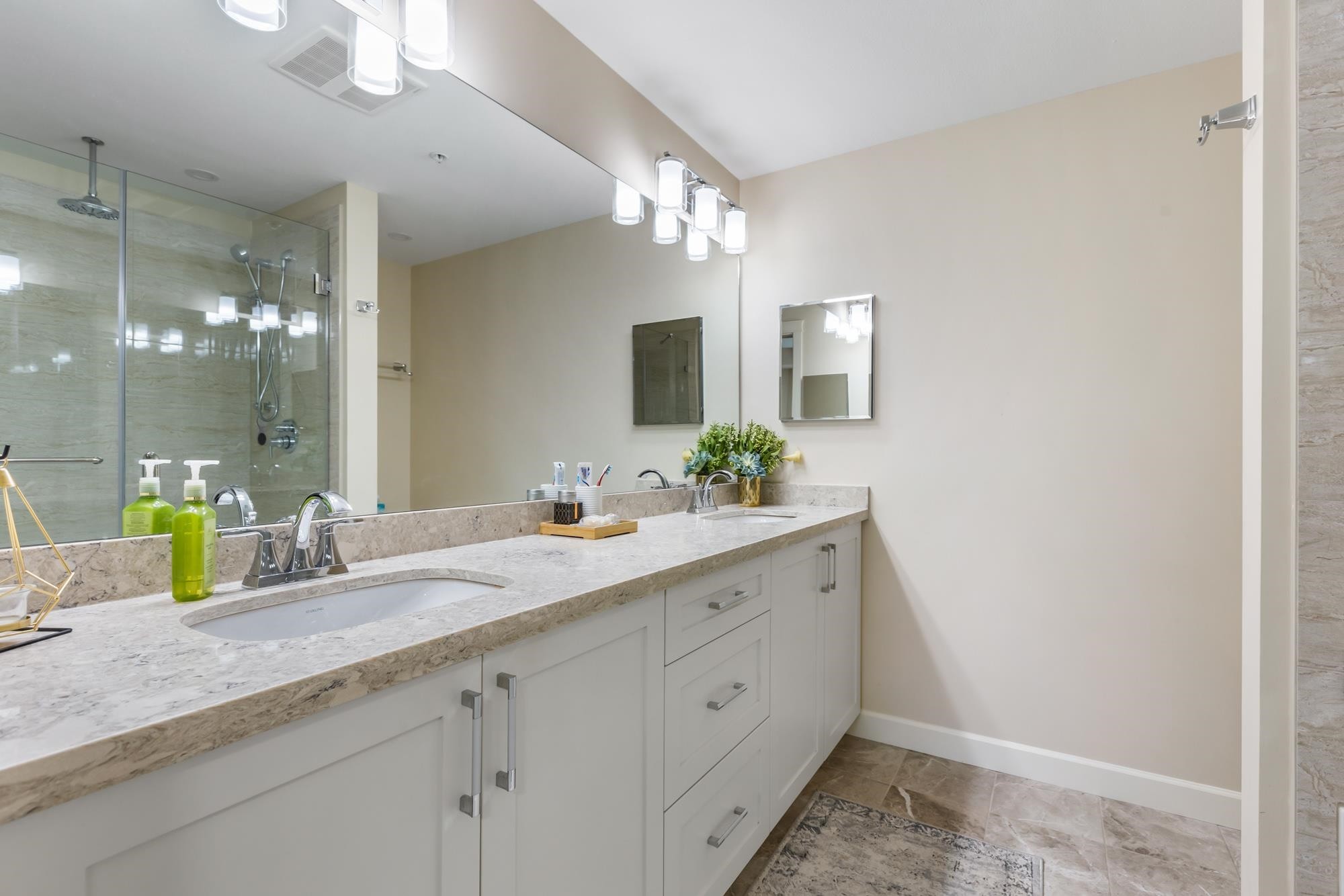 









14588


Mcdougall

Drive, 307,
Surrey,




BC
V4P 0H1

