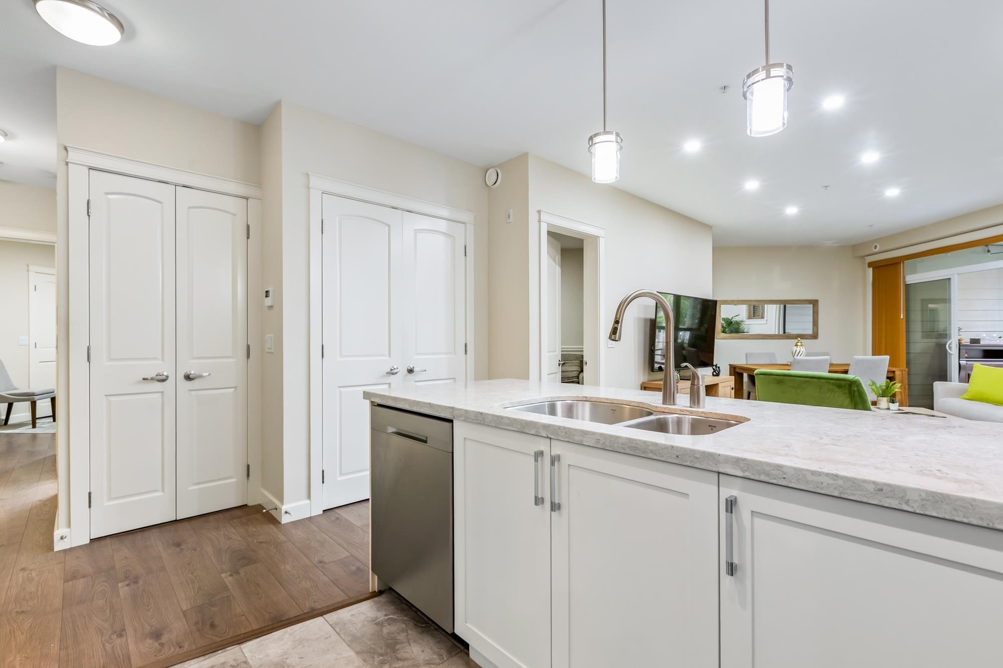 









14588


Mcdougall

Drive, 307,
Surrey,




BC
V4P 0H1

