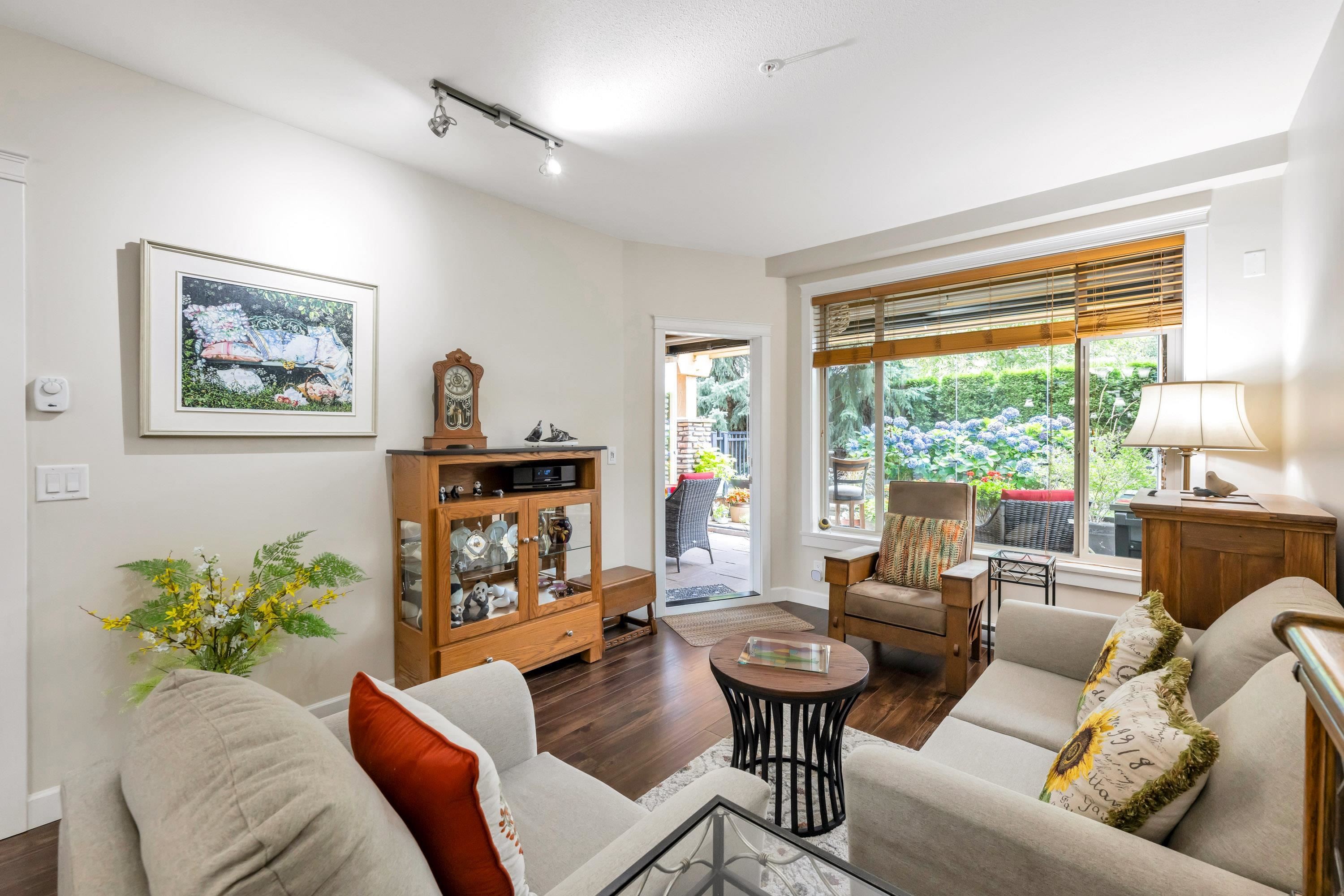 









8067


207

Street, 127,
Langley,




BC
V2Y 0N9

