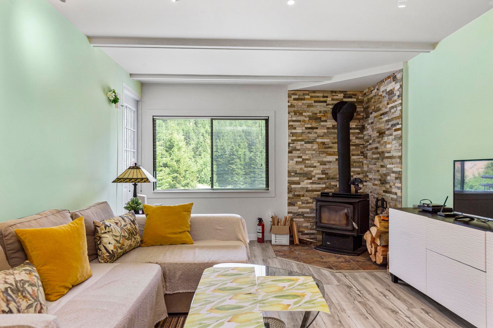 









21000


Enzian

Way, 306B,
Mission,




BC
V0M 1A1

