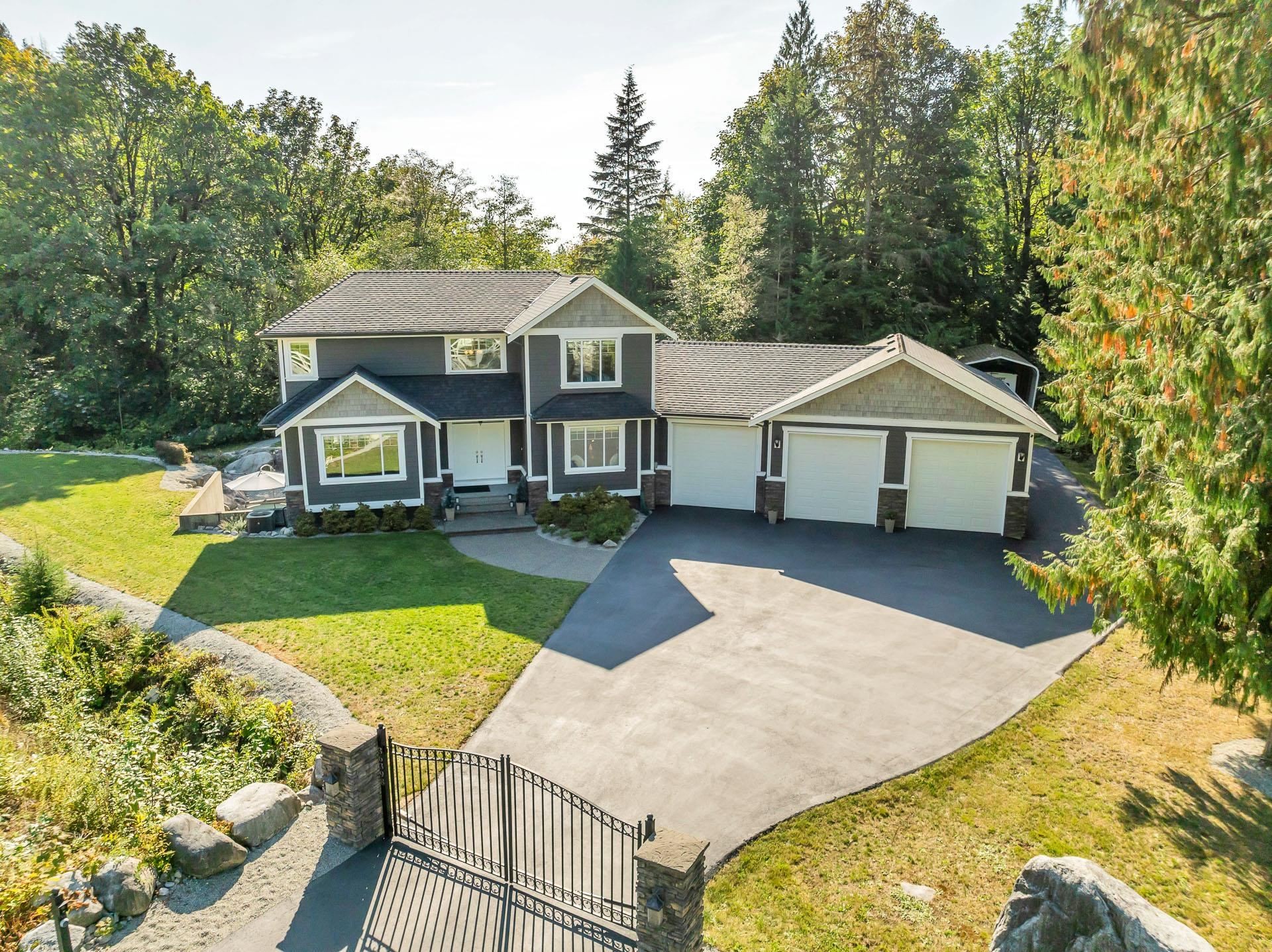 









36398


Cascade Ridge

Drive,
Mission,




BC
V2V 7G9

