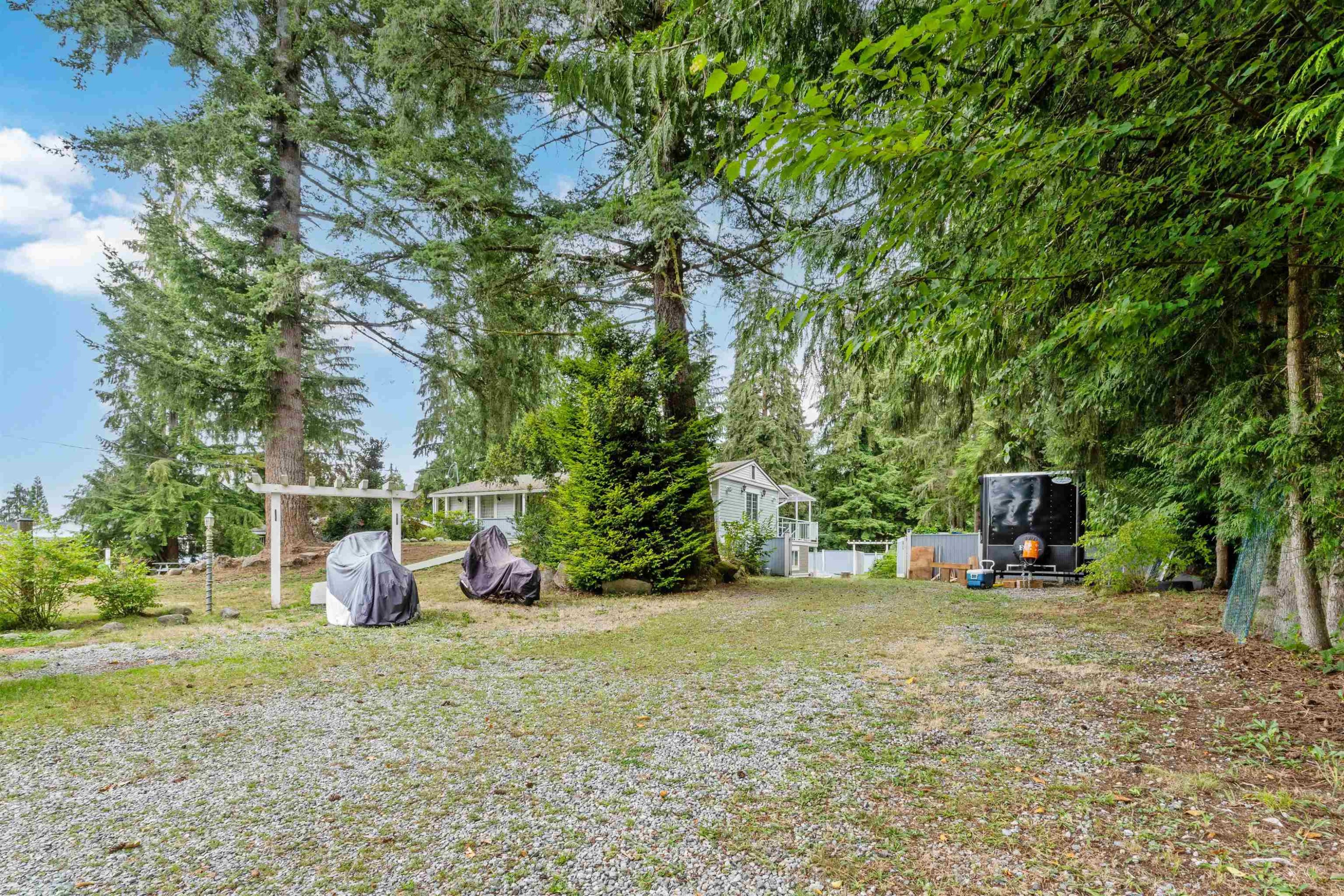 









9703


Dewdney Trunk

Road,
Mission,




BC
V2V 7G5

