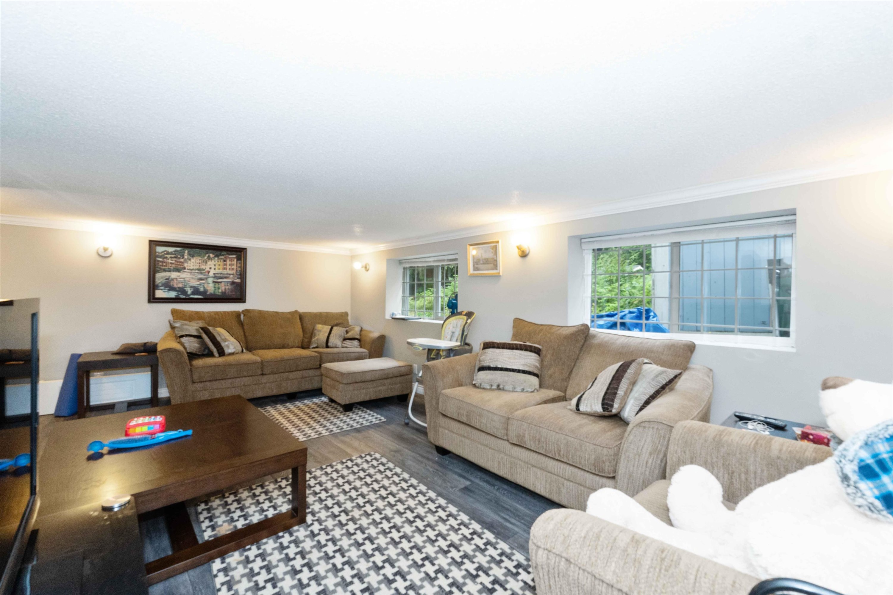 









9703


Dewdney Trunk

Road,
Mission,




BC
V2V 7G5

