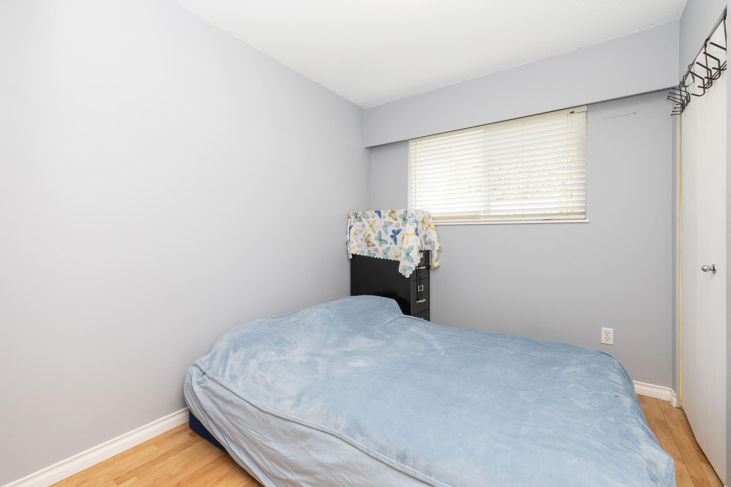 









22914


Storey

Avenue,
Maple Ridge,




BC
V2X 3W1

