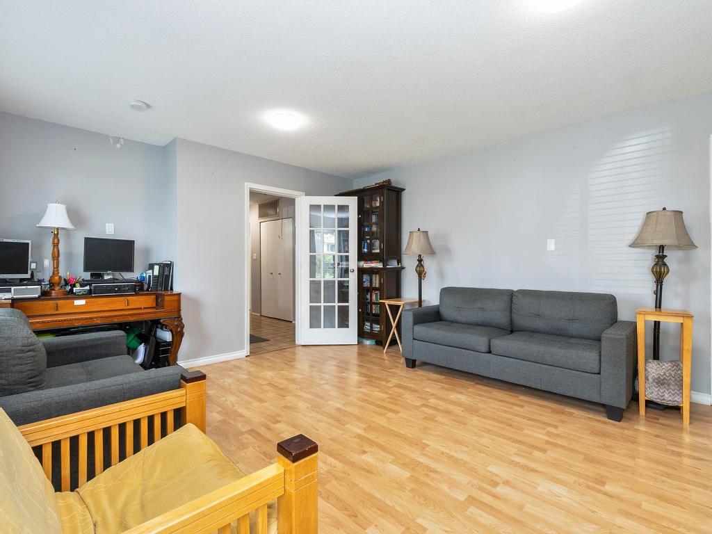 









22914


Storey

Avenue,
Maple Ridge,




BC
V2X 3W1

