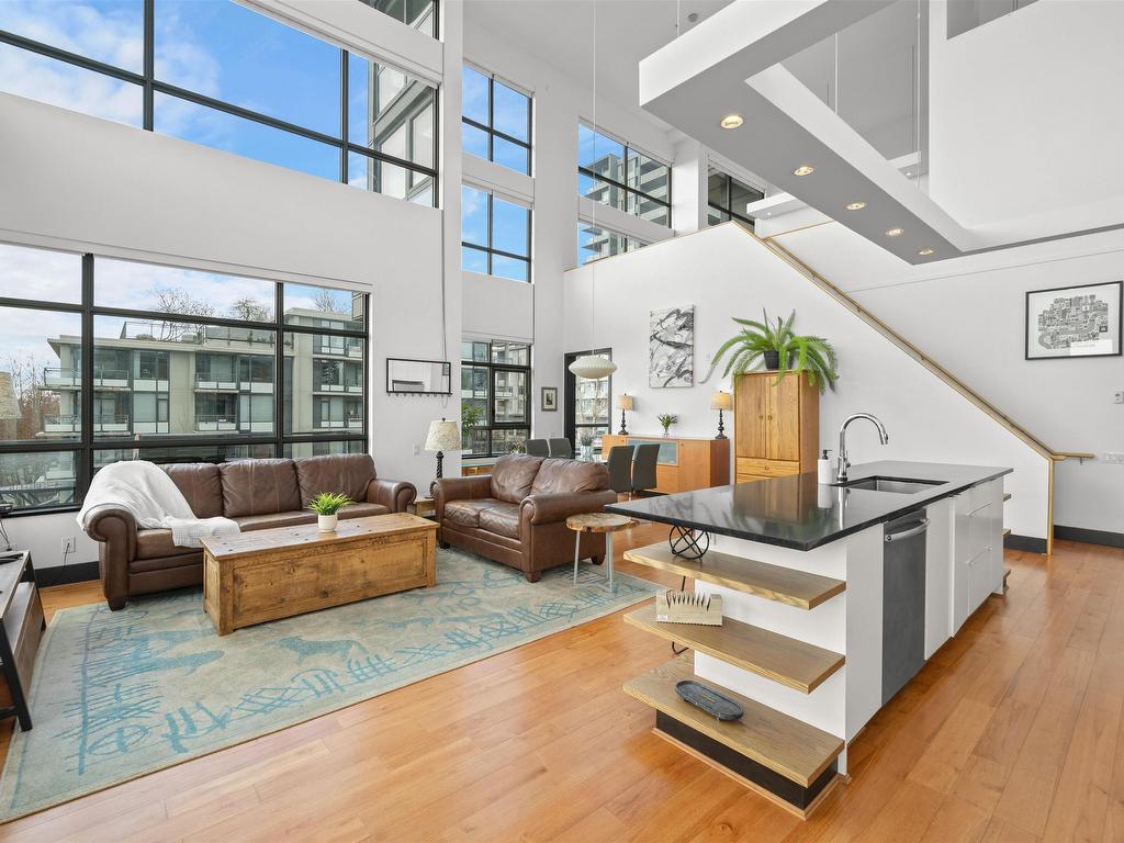 









9150


University High

Street, 404,
Burnaby,




BC
V5A 0C5

