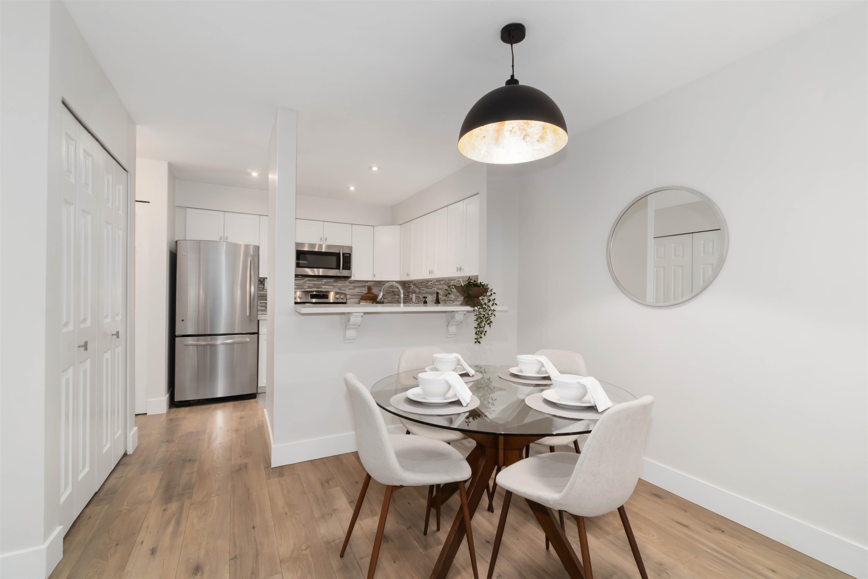 









65


Foxwood

Drive, 11,
Port Moody,




BC
V3H 4Z5

