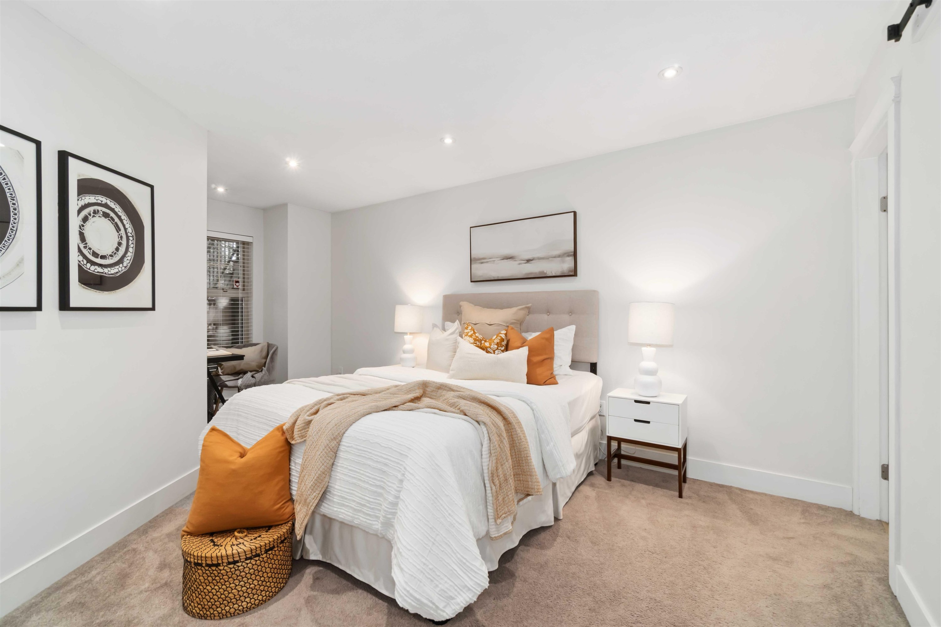 









65


Foxwood

Drive, 11,
Port Moody,




BC
V3H 4Z5

