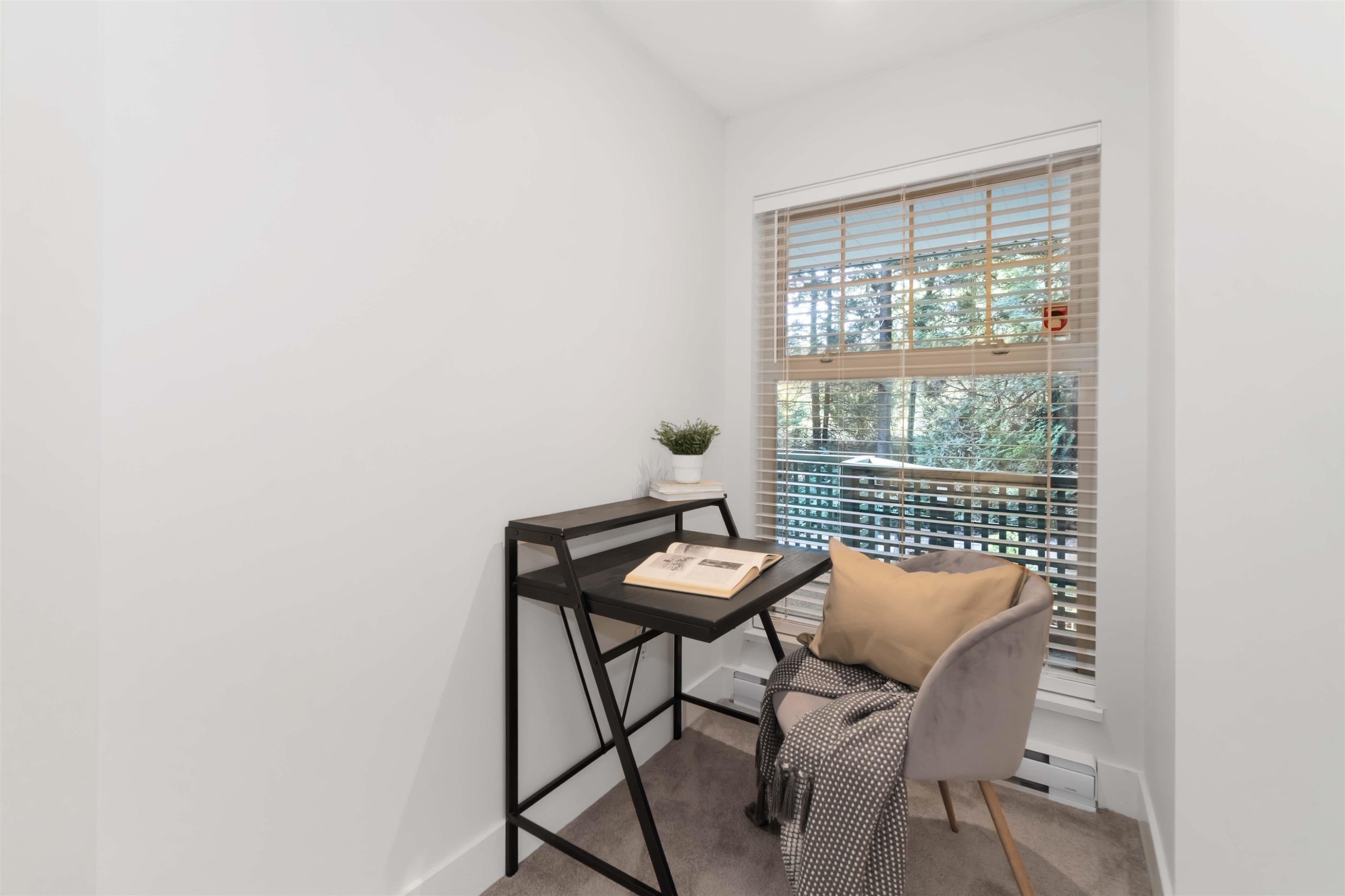 









65


Foxwood

Drive, 11,
Port Moody,




BC
V3H 4Z5

