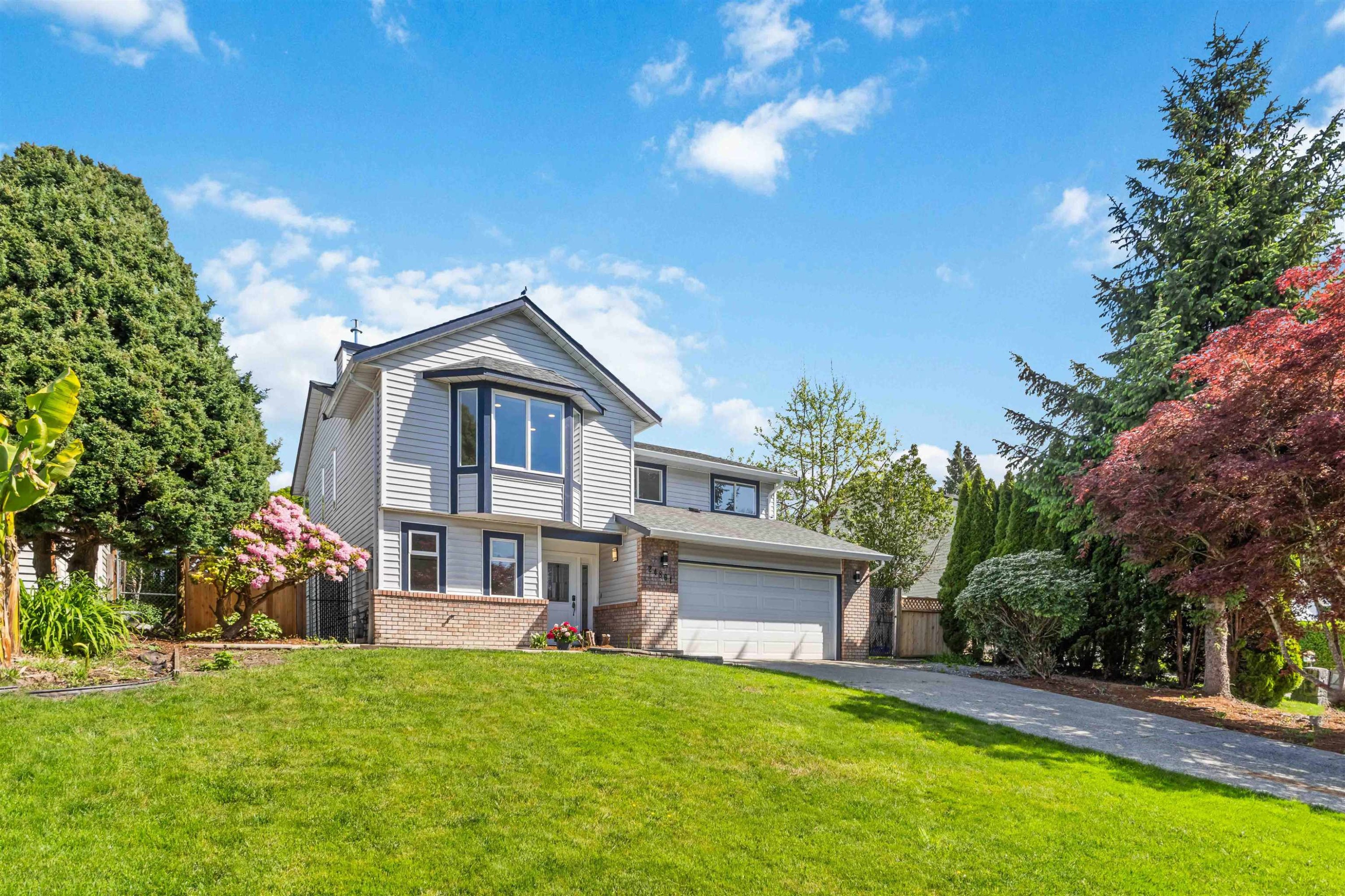 









24861


119

Avenue,
Maple Ridge,




BC
V4R 1Z1

