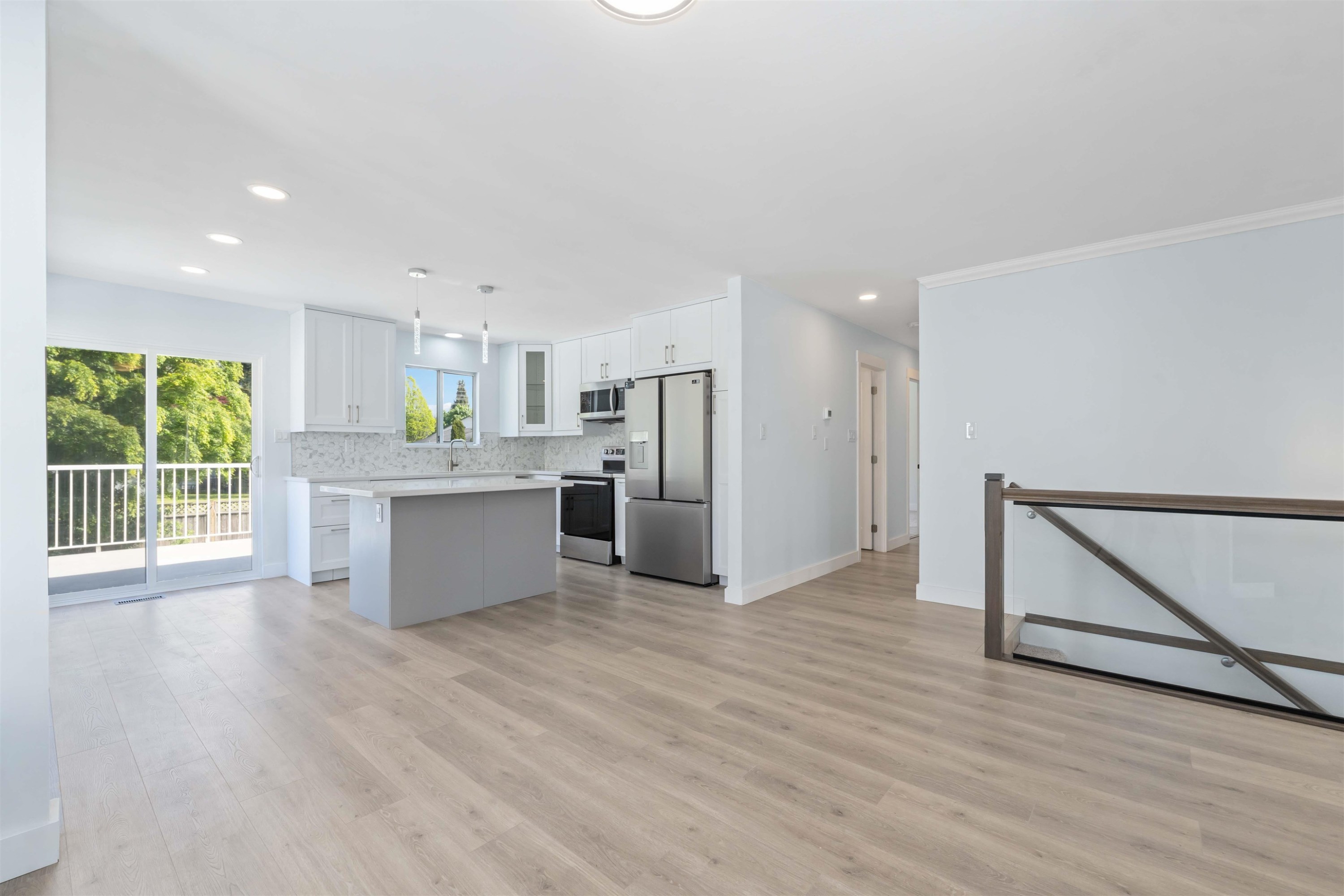 









24861


119

Avenue,
Maple Ridge,




BC
V4R 1Z1

