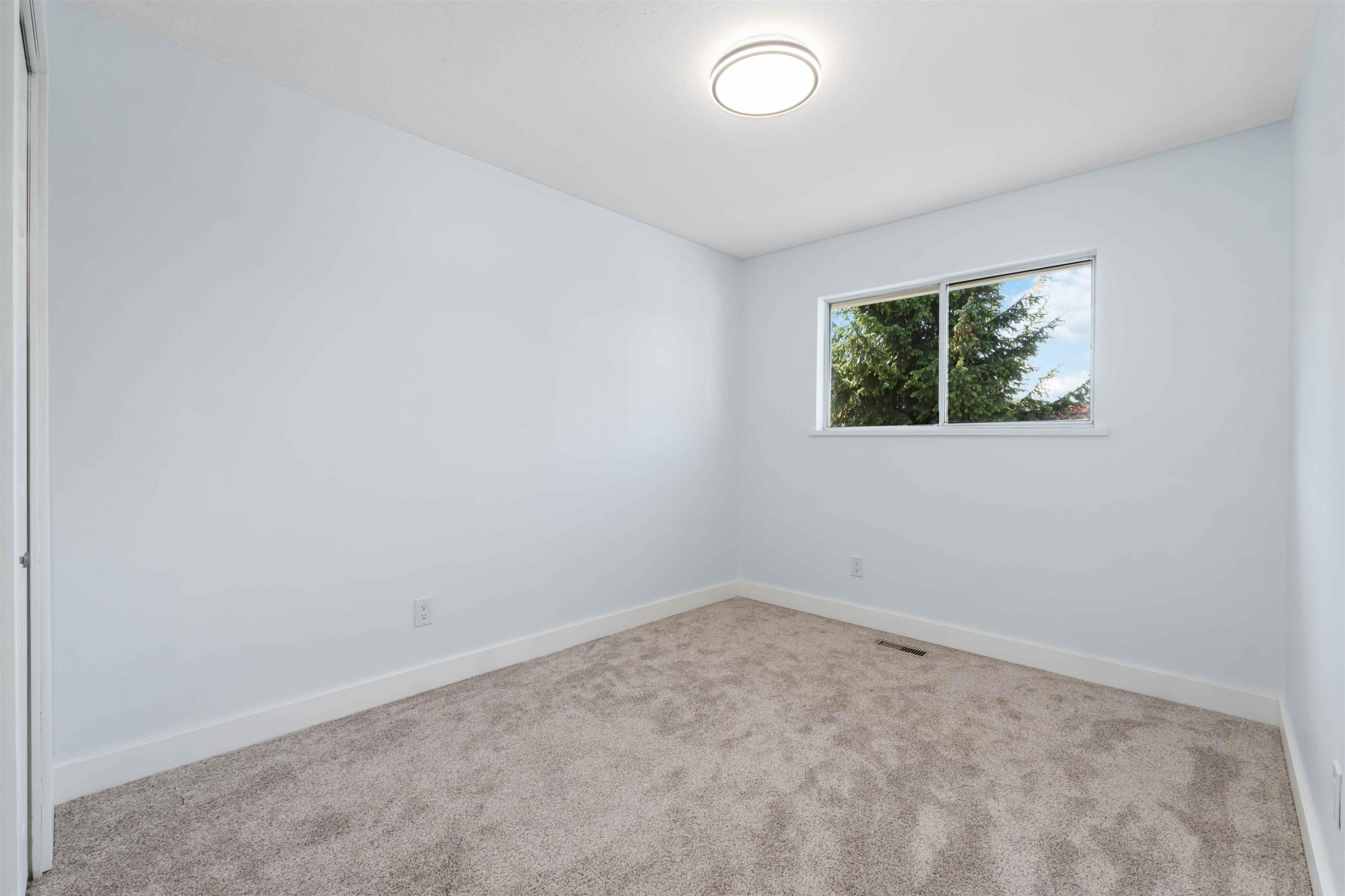 









24861


119

Avenue,
Maple Ridge,




BC
V4R 1Z1

