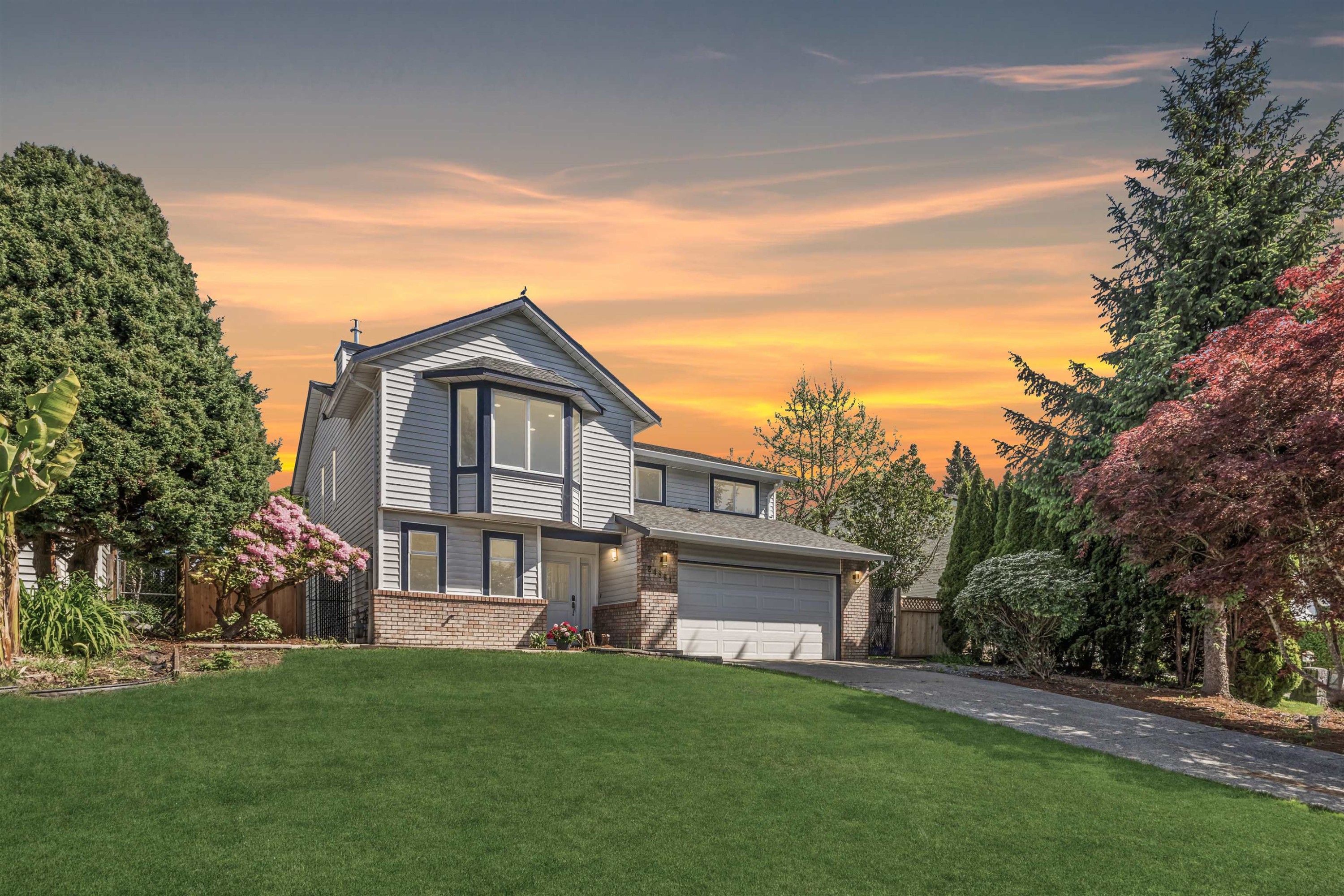 









24861


119

Avenue,
Maple Ridge,




BC
V4R 1Z1

