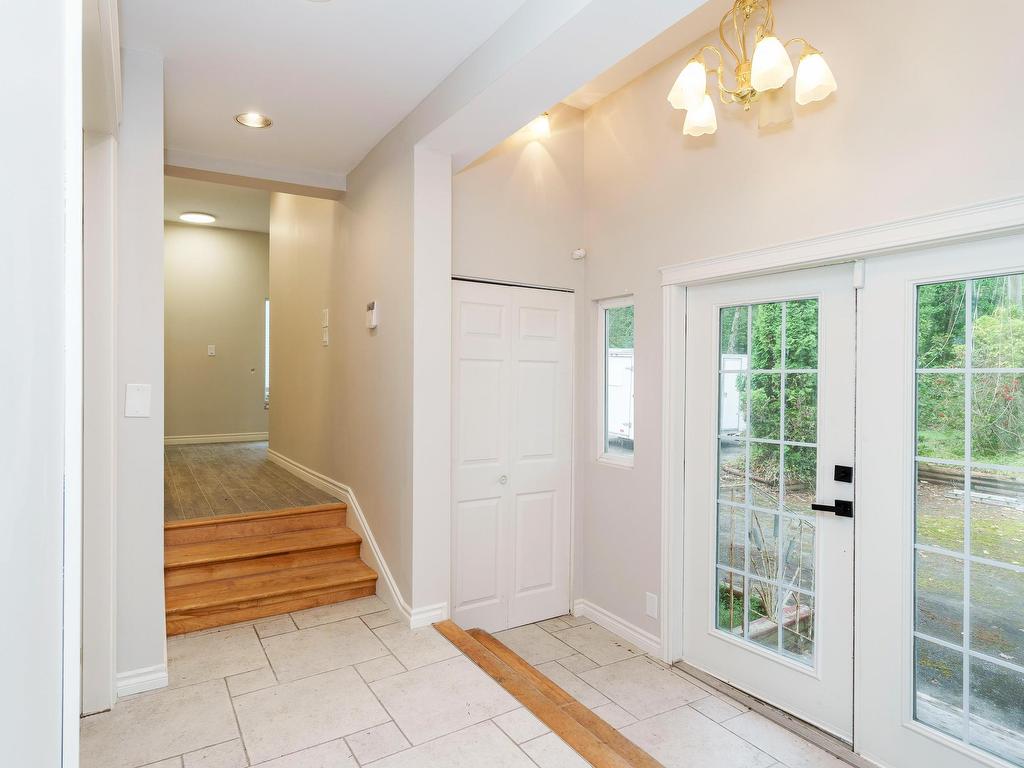 









11554


284

Street,
Maple Ridge,




BC
V2W 1L9

