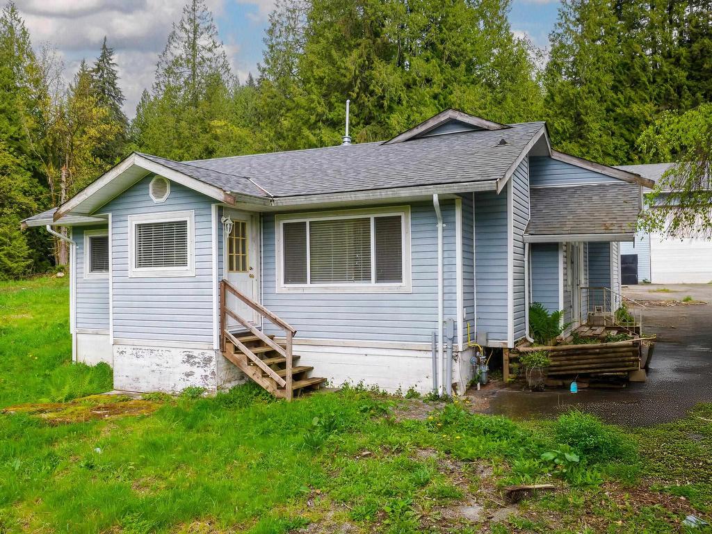 









11554


284

Street,
Maple Ridge,




BC
V2W 1L9


