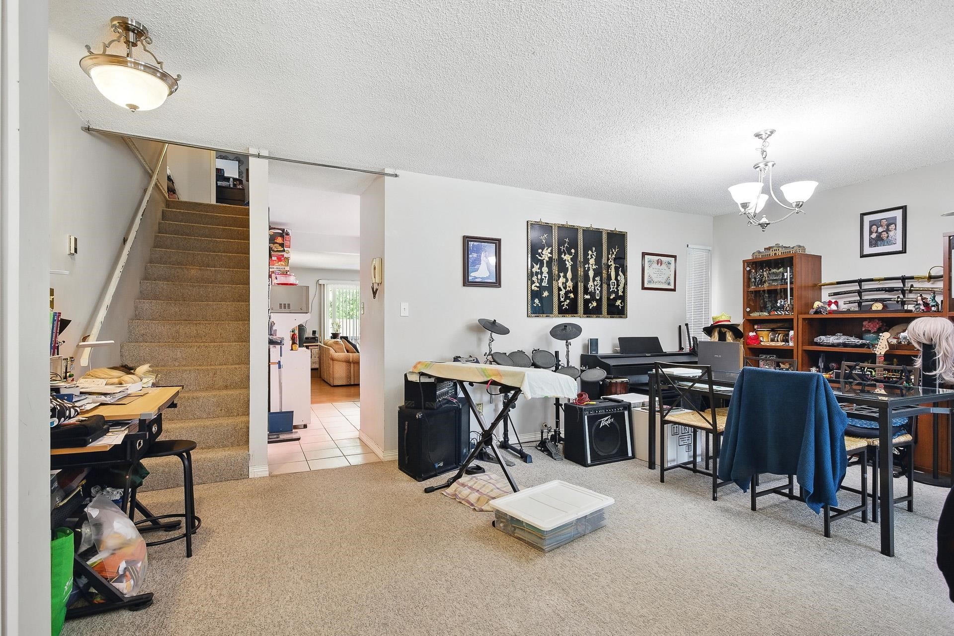 









1177


Esperanza

Drive,
Coquitlam,




BC
V3C 6C7

