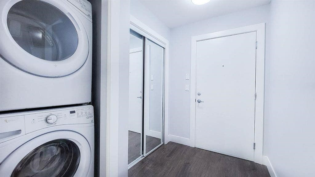 









1990


Westminster

Avenue, 103,
Coquitlam,




BC
V3B 1E8

