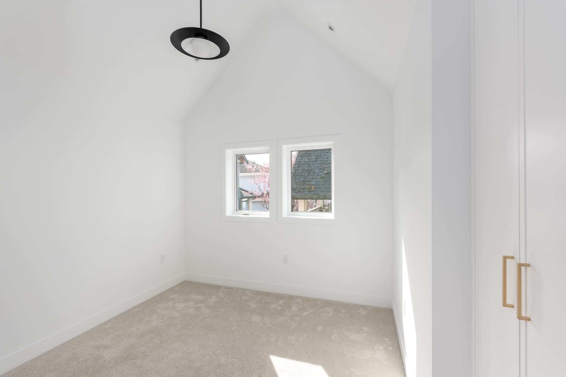 









1071


22nd

Avenue East,
Vancouver,




BC
V5V 1W2

