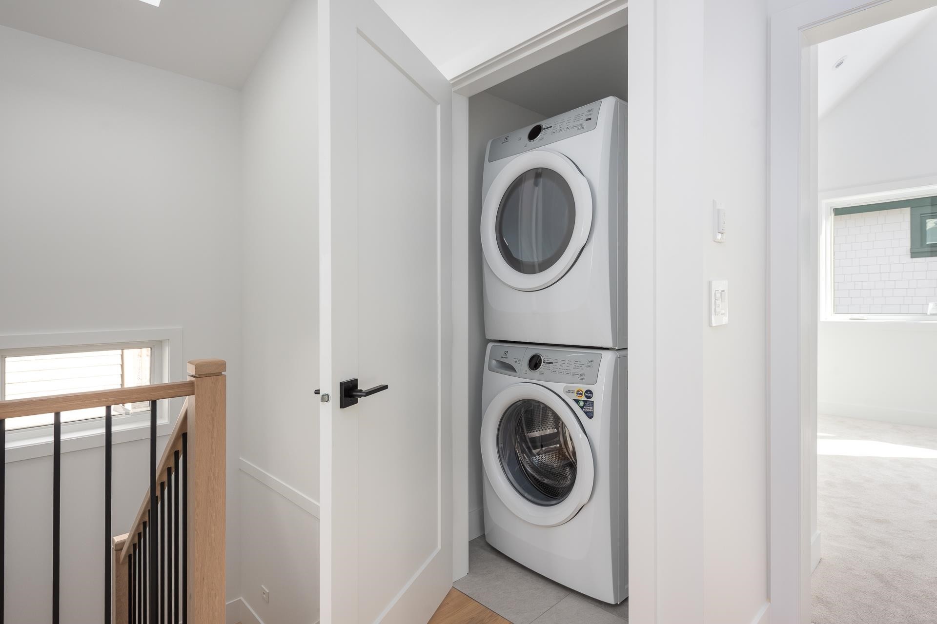 









1071


22nd

Avenue East,
Vancouver,




BC
V5V 1W2

