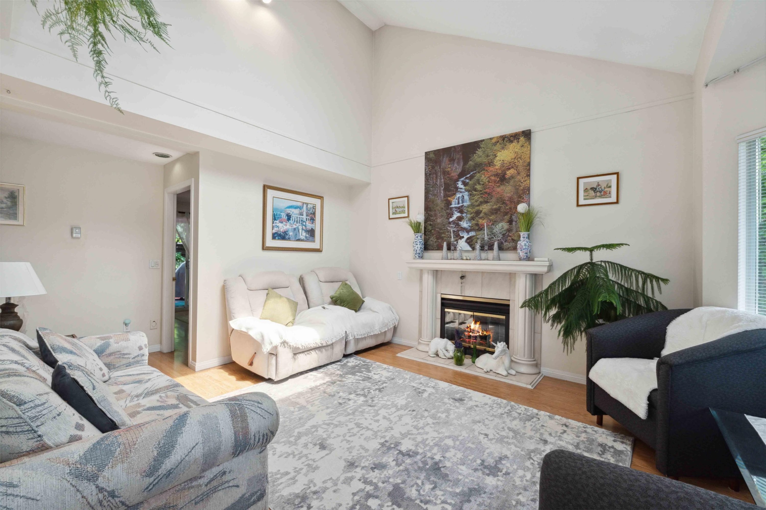 









22537


Brickwood

Close,
Maple Ridge,




BC
V2X 9J5

