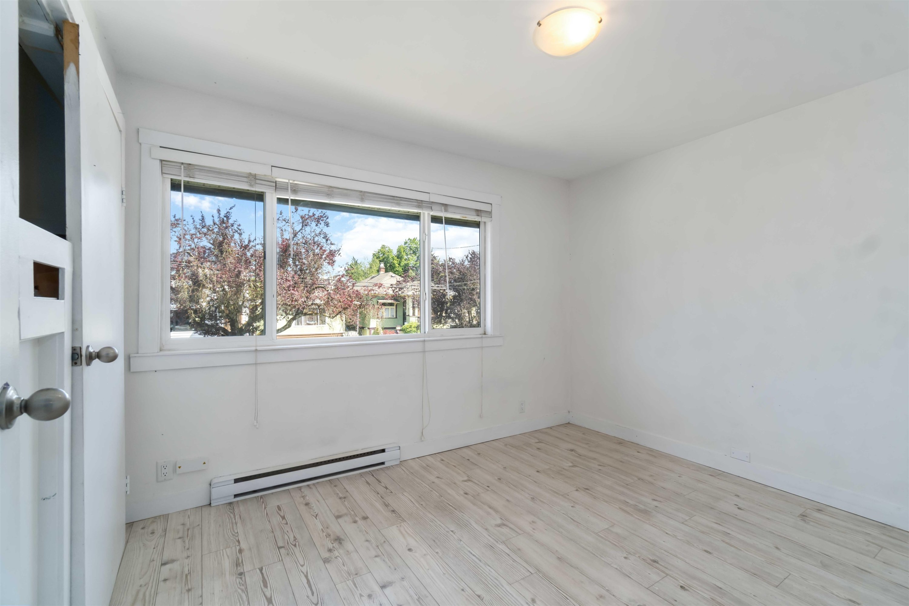 









242


26th

Avenue East,
Vancouver,




BC
V5V 2H3

