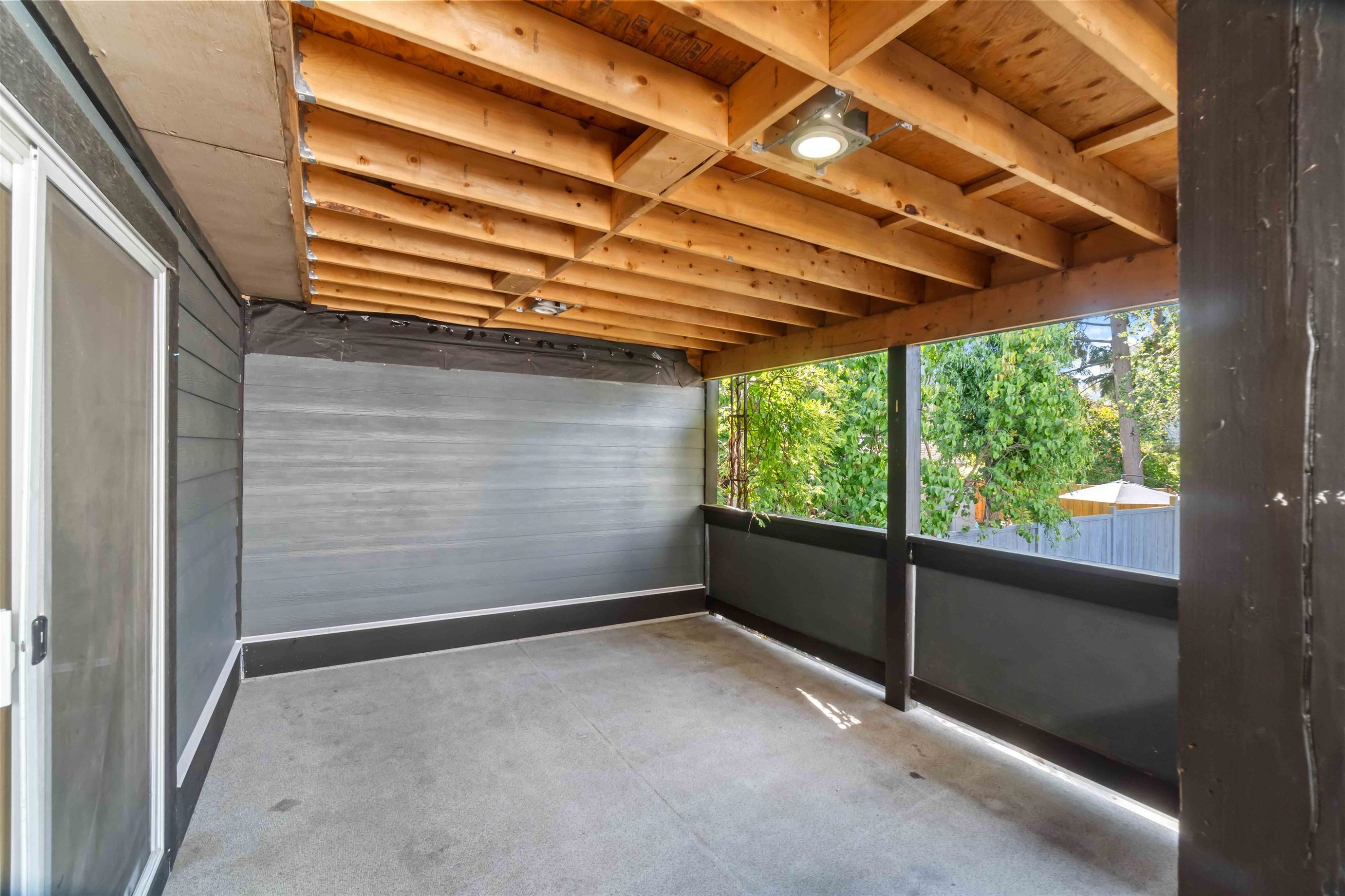









242


26th

Avenue East,
Vancouver,




BC
V5V 2H3

