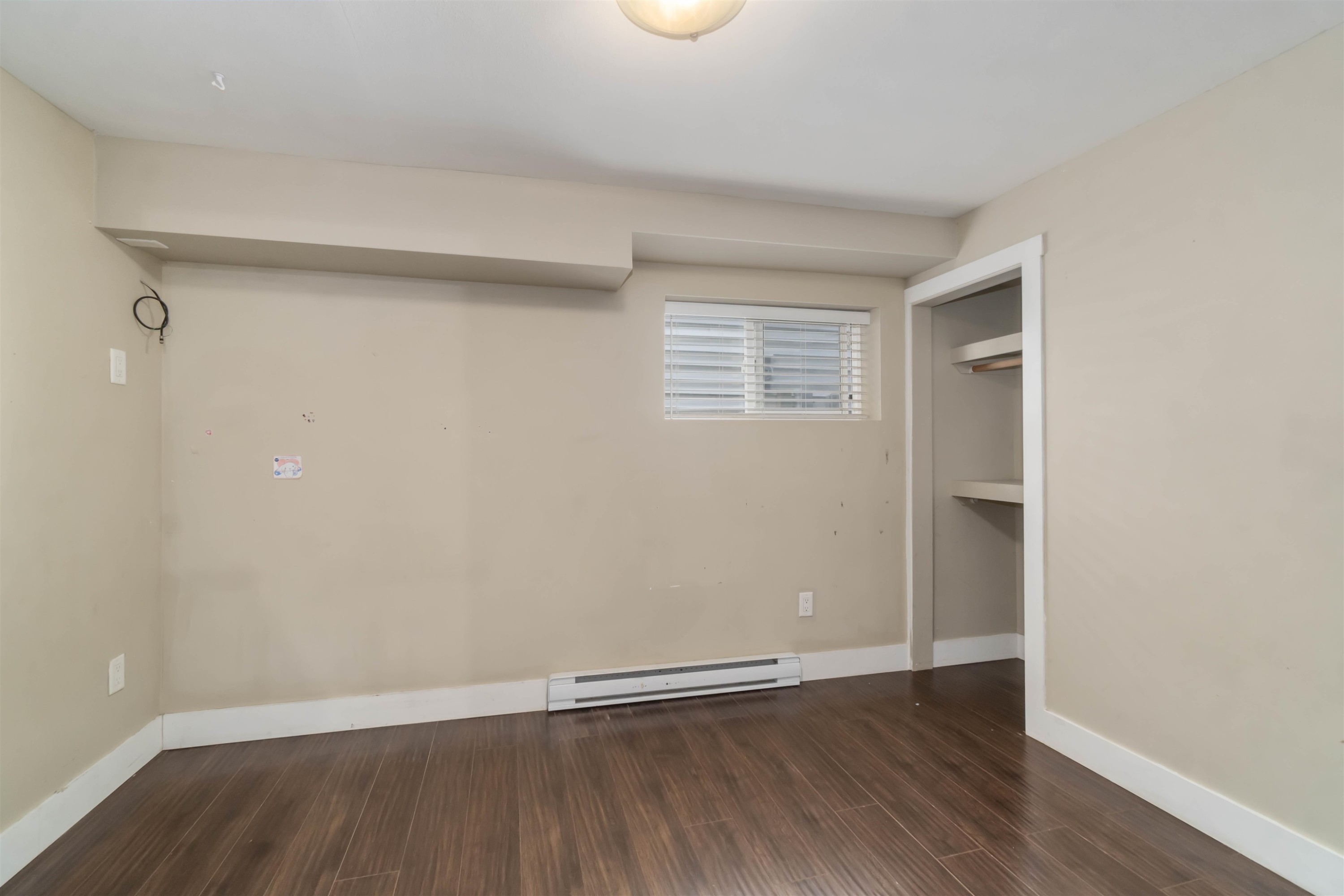 









242


26th

Avenue East,
Vancouver,




BC
V5V 2H3

