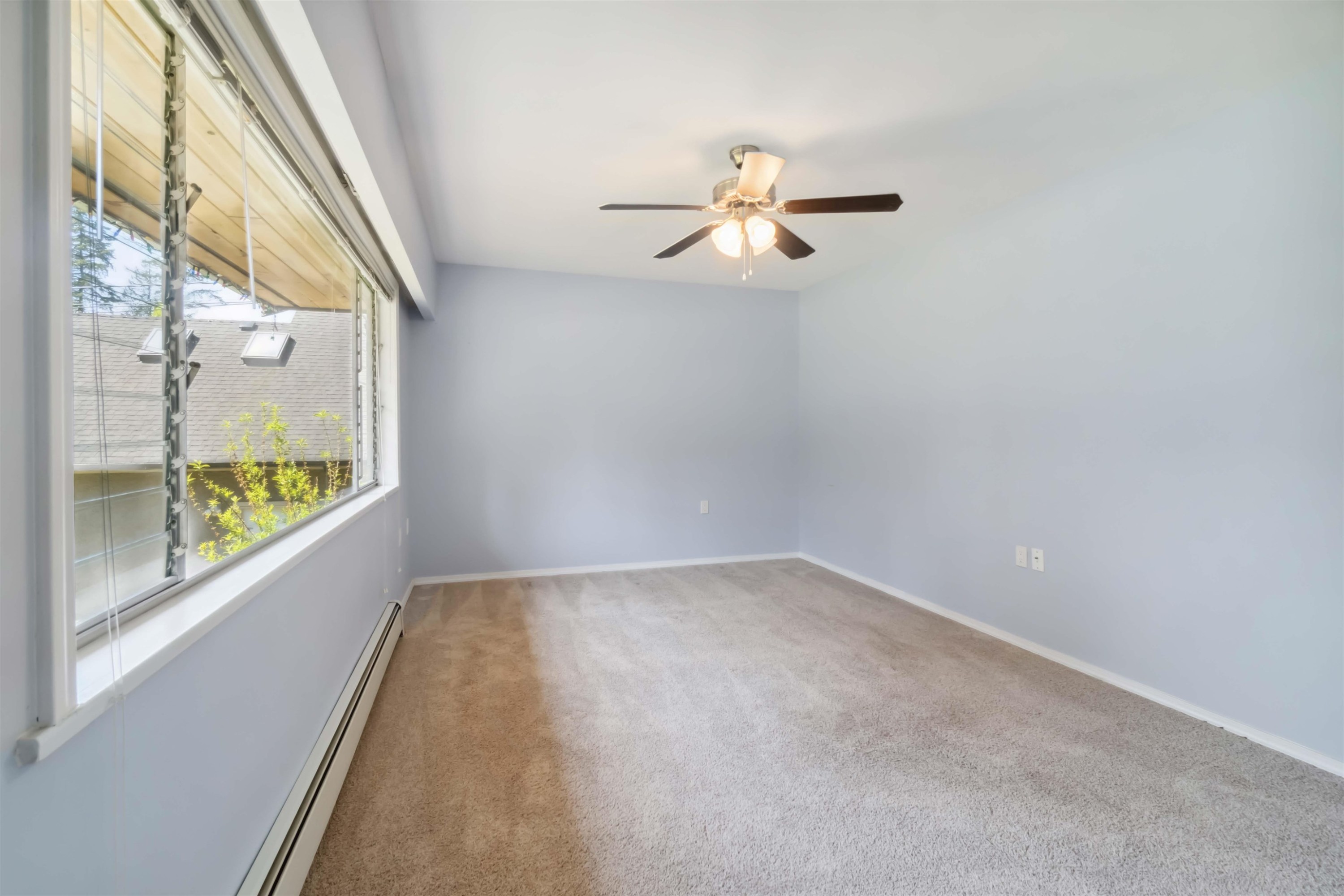 









805


Foster

Avenue,
Coquitlam,




BC
V3J 2L8

