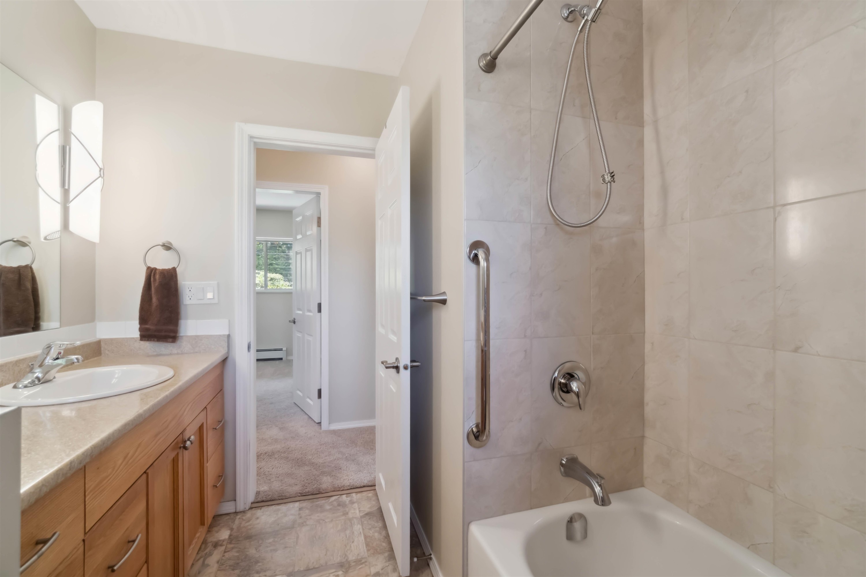 









805


Foster

Avenue,
Coquitlam,




BC
V3J 2L8

