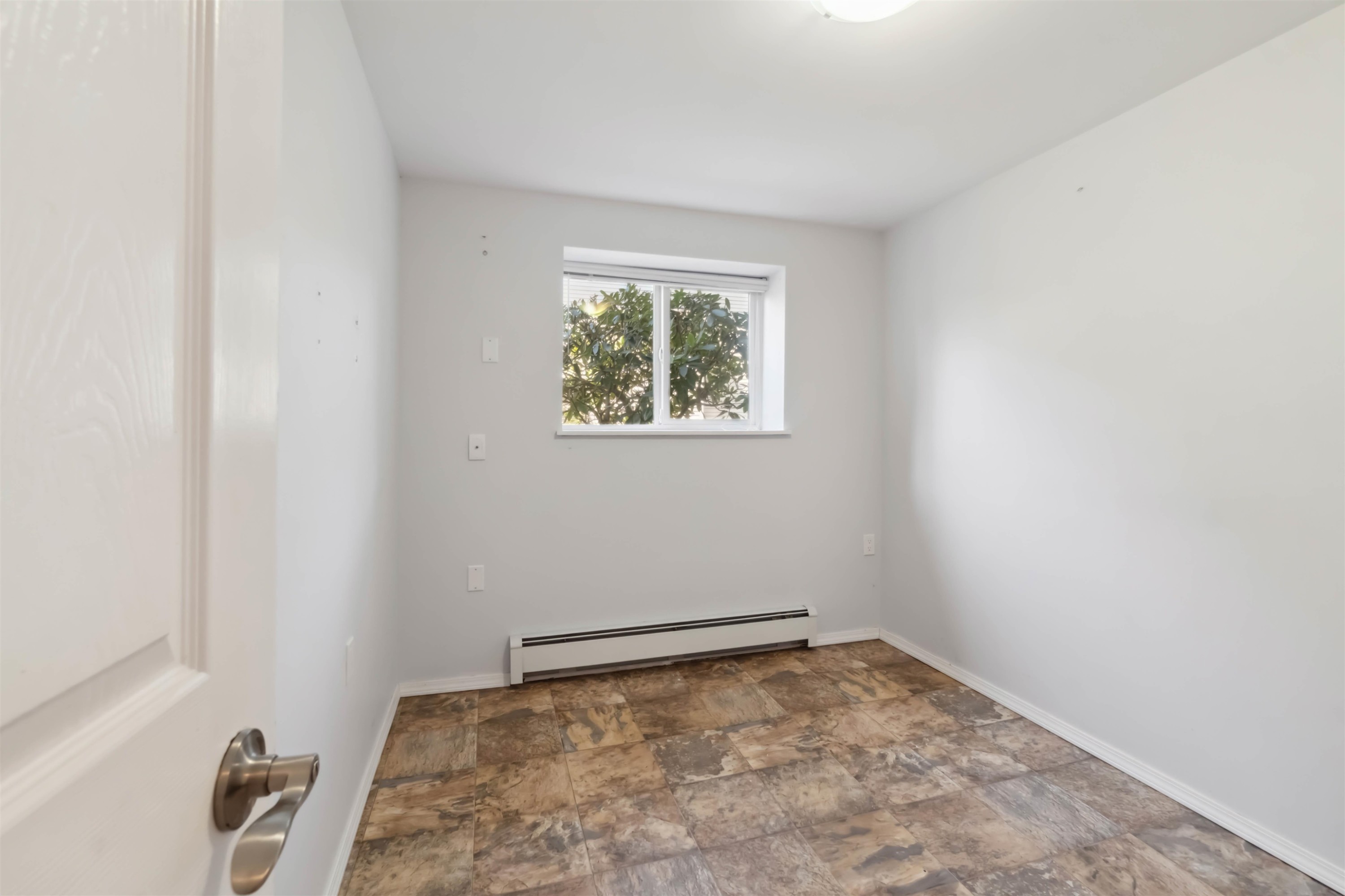 









805


Foster

Avenue,
Coquitlam,




BC
V3J 2L8

